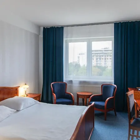 Hotel Mistral 3*