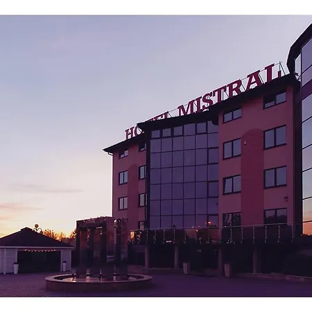 Mistral 3* Marki (Wolomin)