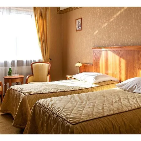 Mistral Hotel